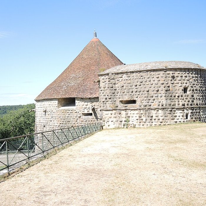 Photo de Tour de Navarre de Langres