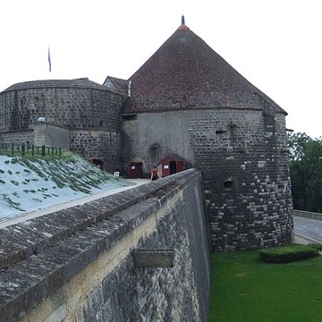 Tour de Navarre de Langres