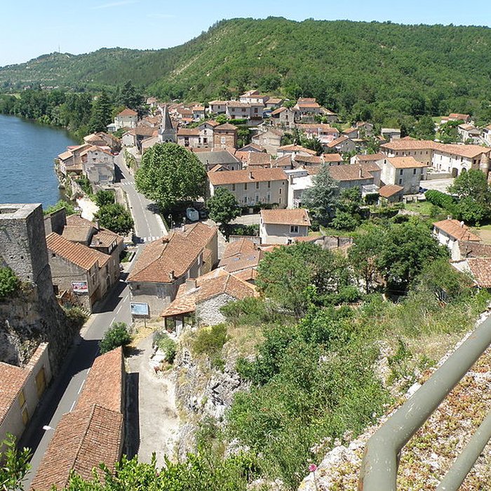 Photo de Tour de péage de Laroque-des-Arcs