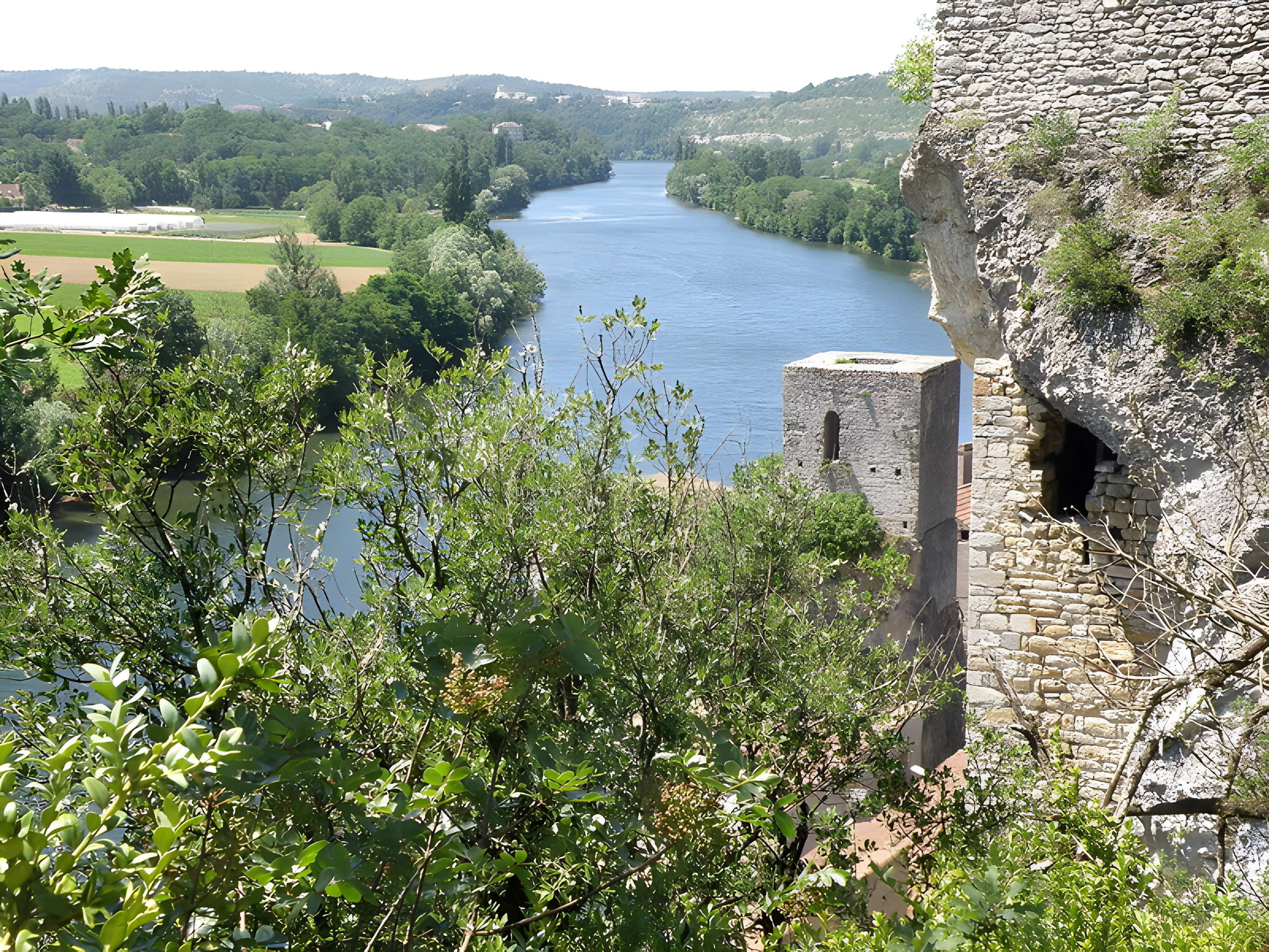 Tour de péage de Laroque-des-Arcs