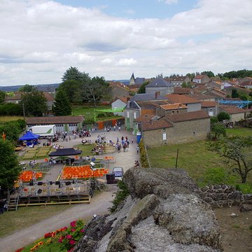 Tour de Piégut à Piégut-Pluviers