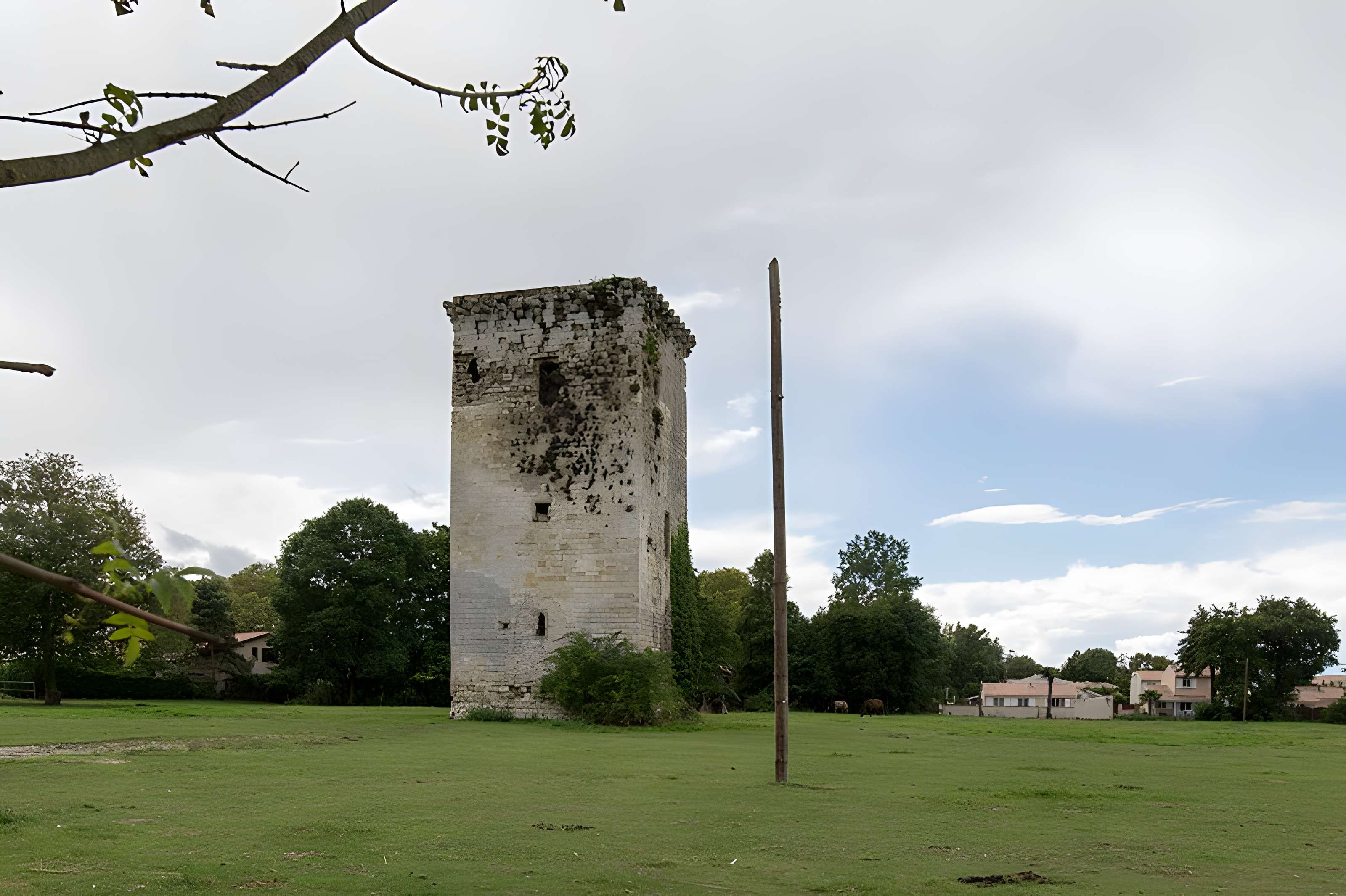 Tour de Veyrines de Mérignac