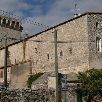 Tour des Abbés de Fontvieille