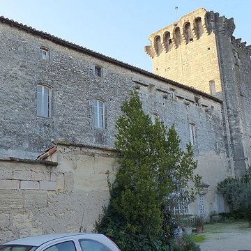 Tour des Abbés de Fontvieille