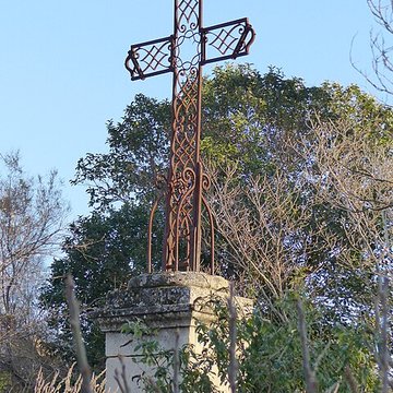 Tour des Abbés de Fontvieille