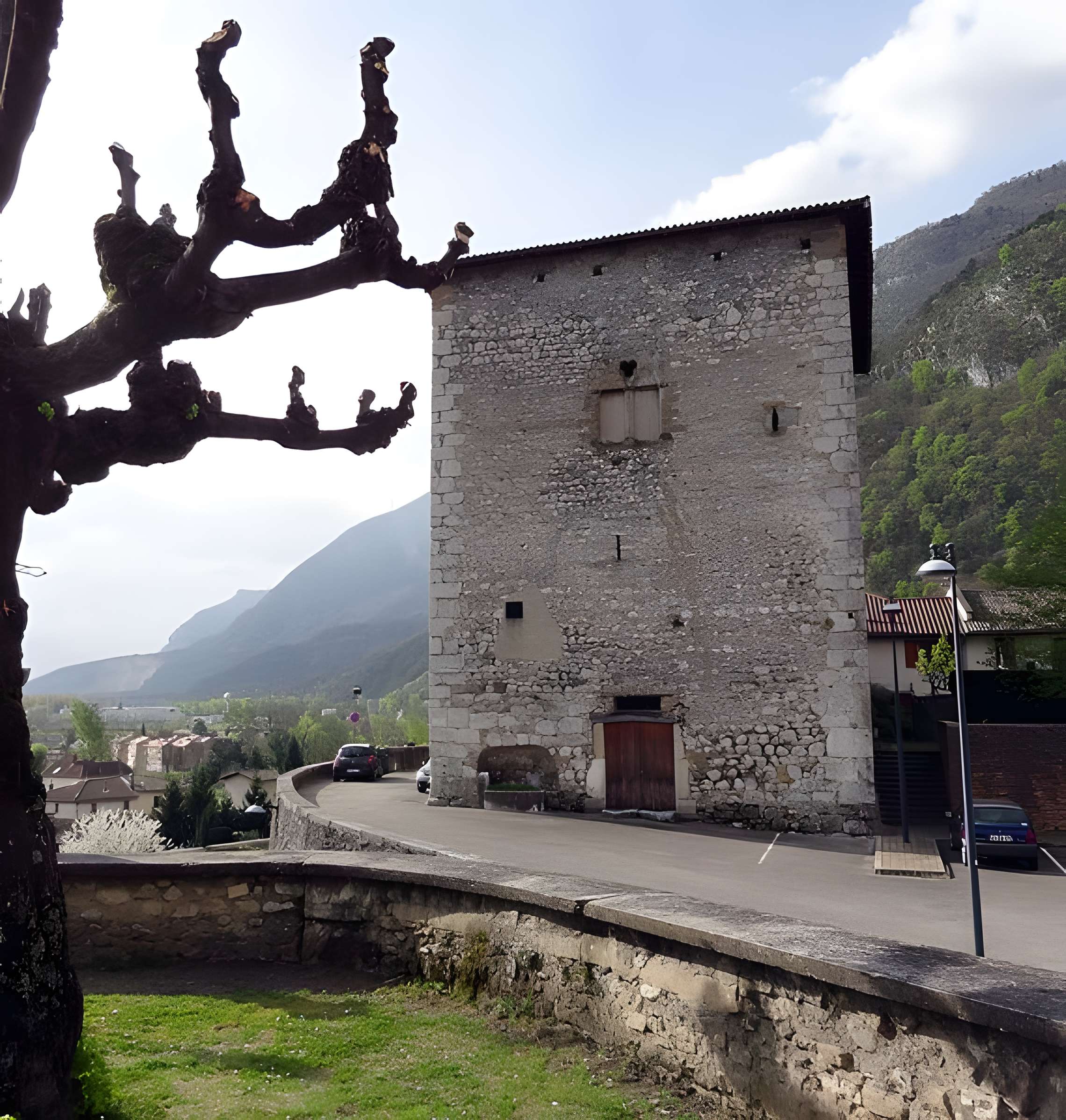 Tour des Templiers de Veurey-Voroize