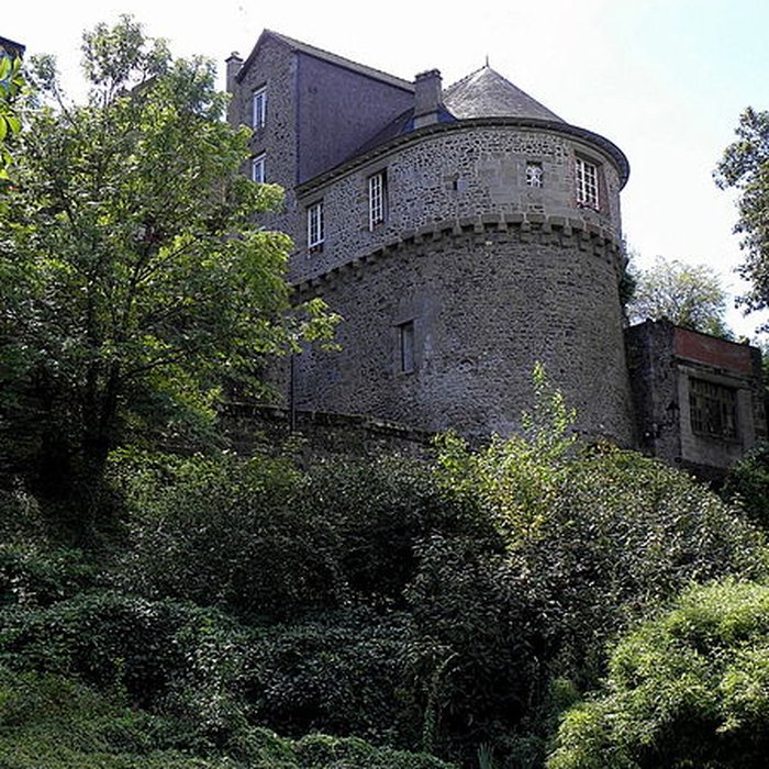 Photo de Tour Desnos de Fougères