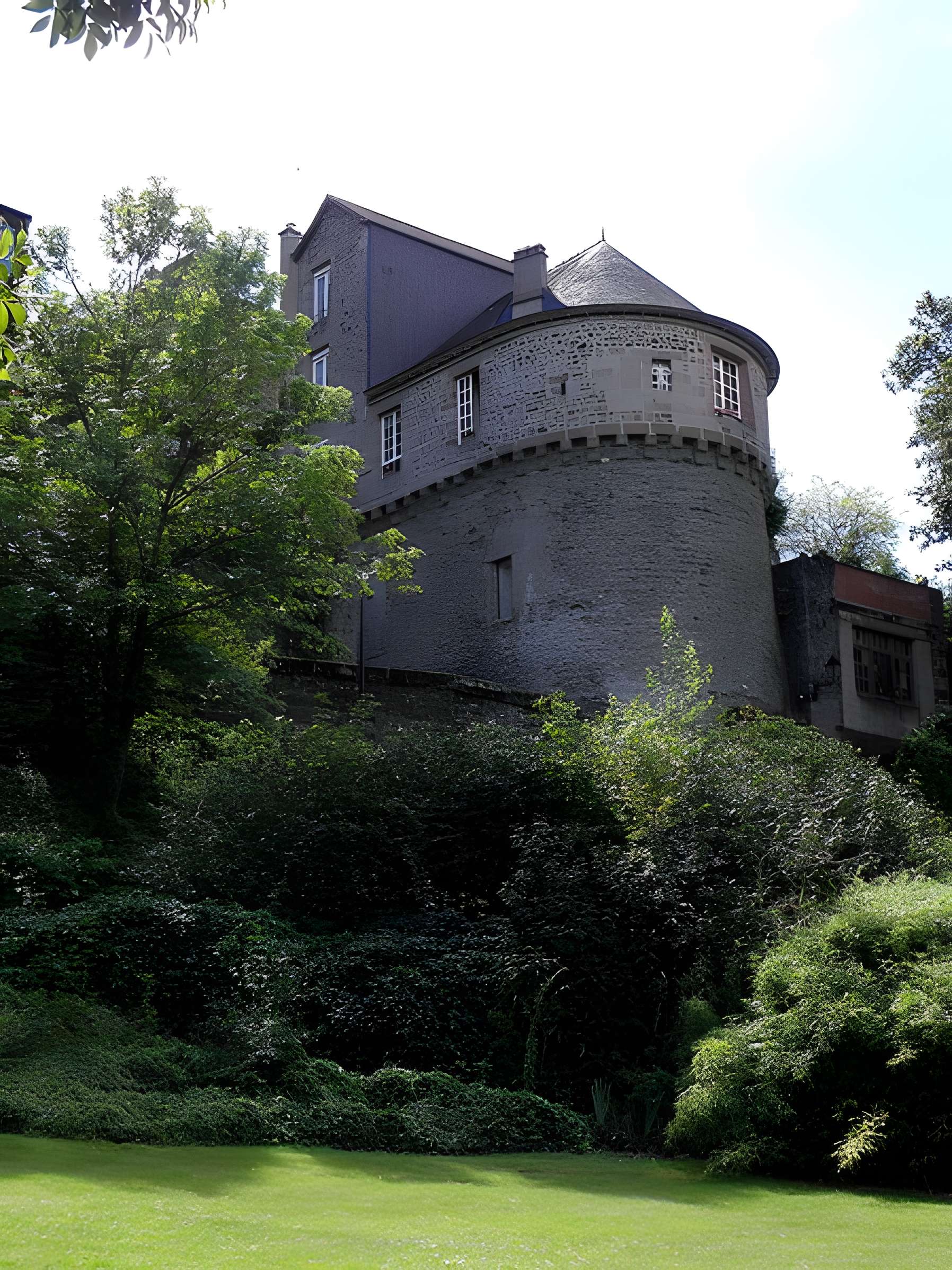 Tour Desnos de Fougères