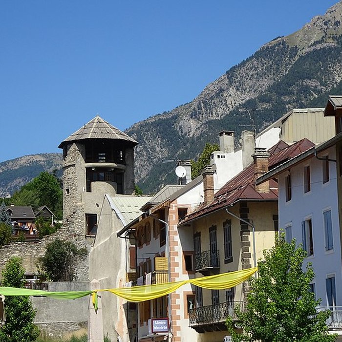 Photo de Tour dEygliers de Guillestre