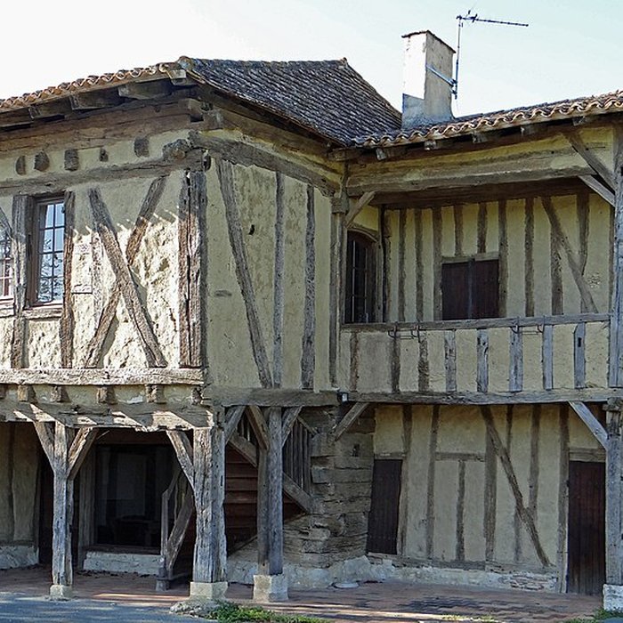 Photo de Maison à empilage de poutres, 59-62 Saint-Dizier à Cavarc