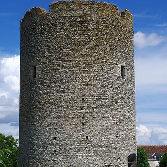 Photo de Tour du Brandon dAthée-sur-Cher