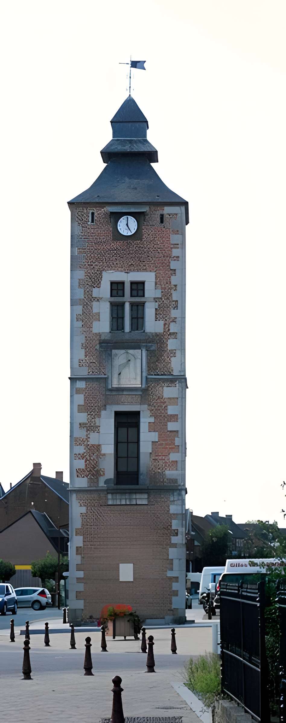 Tour du Guet de Pont-sur-Sambre