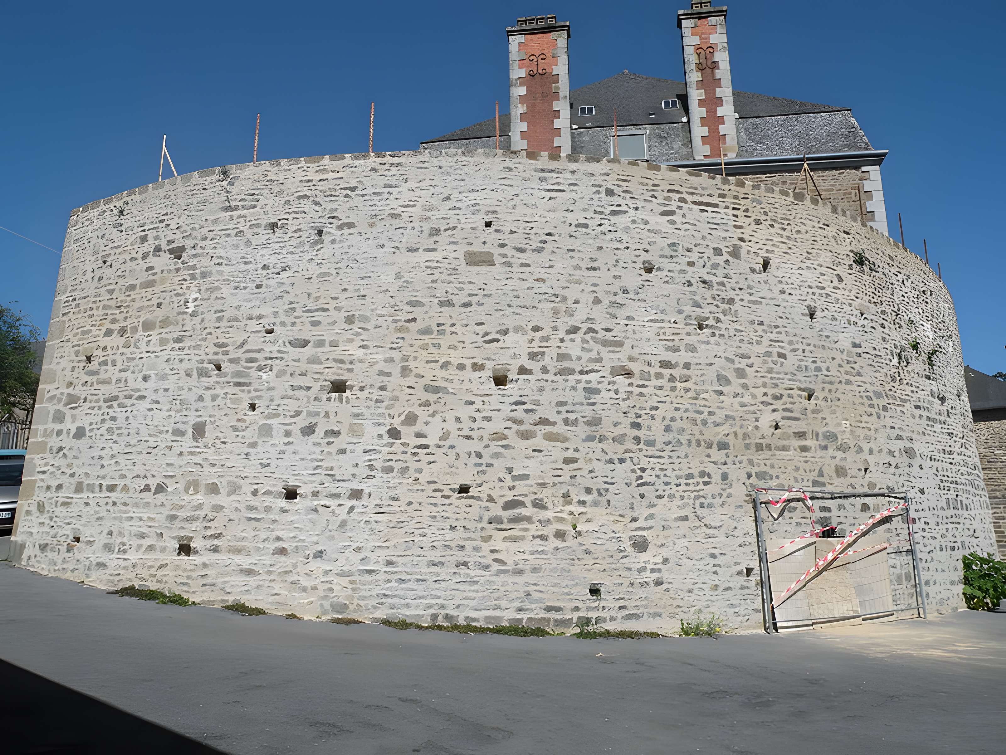 Tour du Ravelin de Fougères