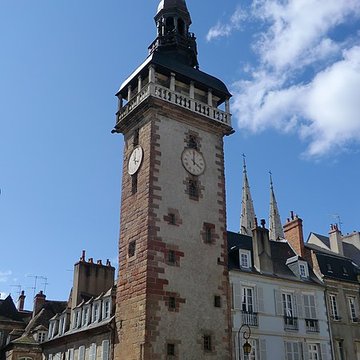 Tour Jacquemart de Moulins