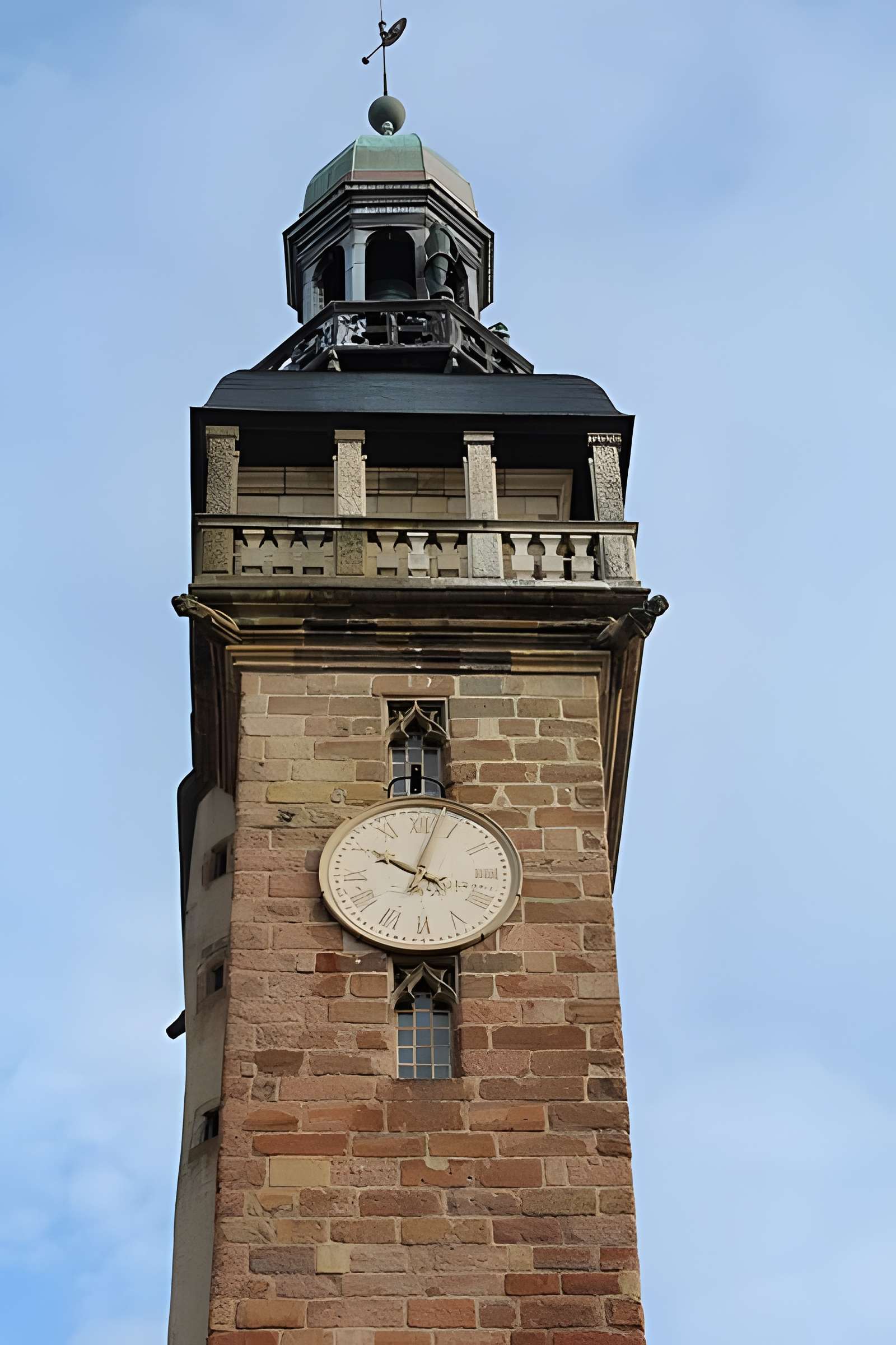 Tour Jacquemart de Moulins