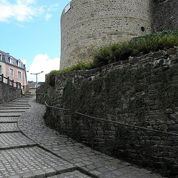 tour montfromery de fougeres