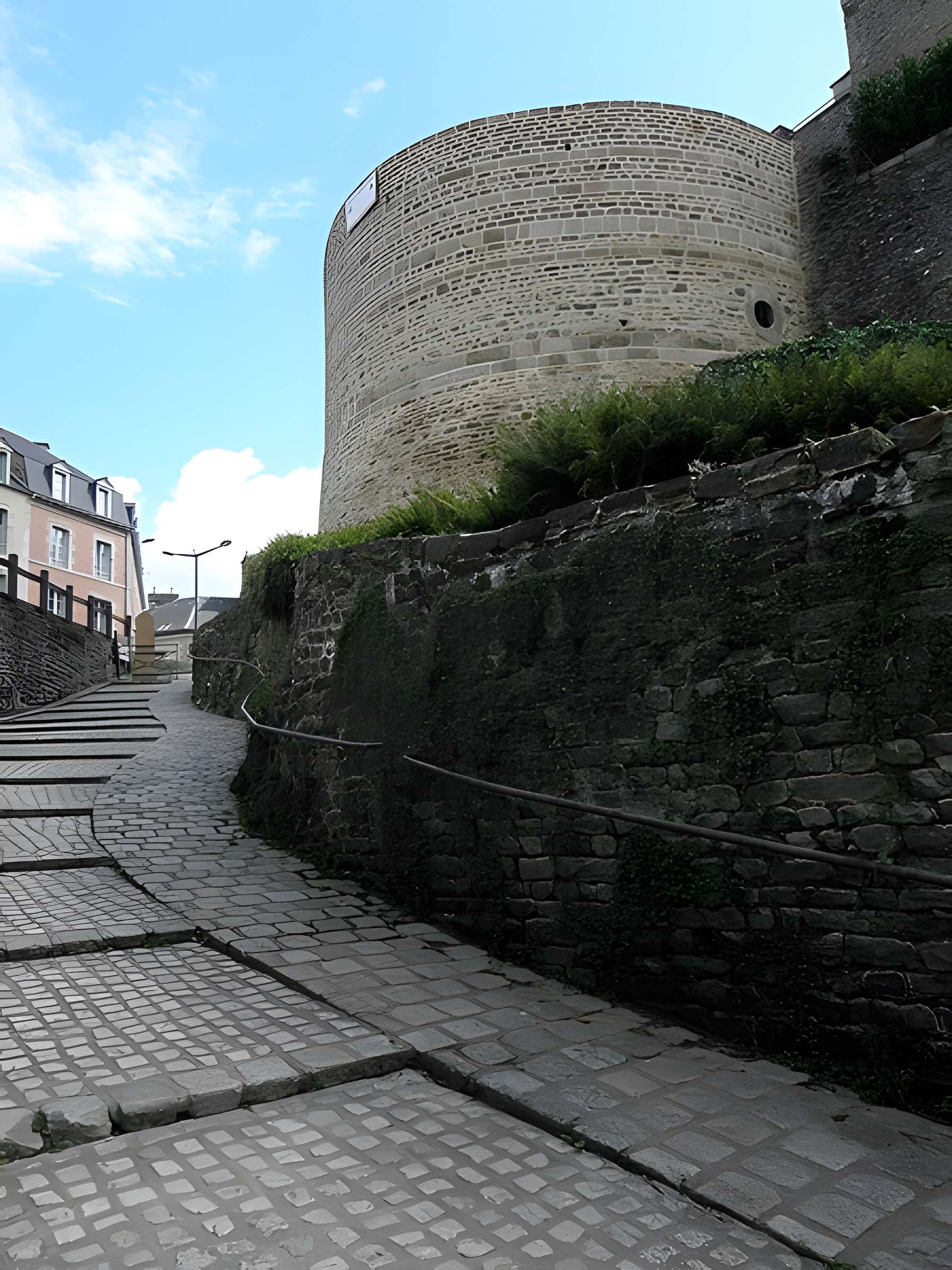 Tour Montfromery de Fougères