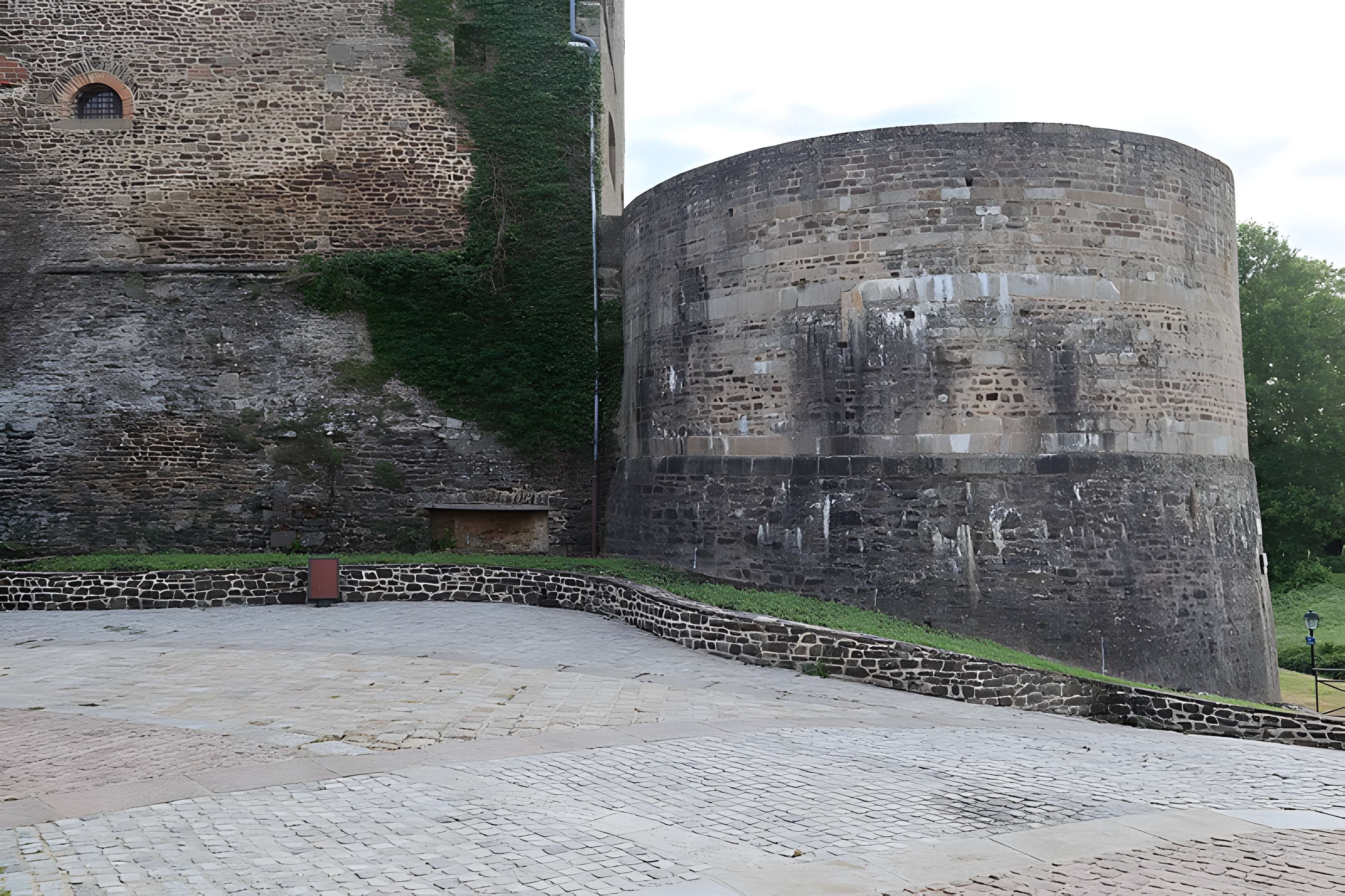 Tour Montfromery de Fougères