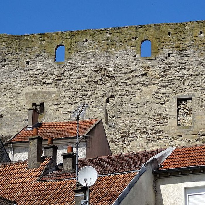 Photo de Tour Montjoie de Conflans-Sainte-Honorine