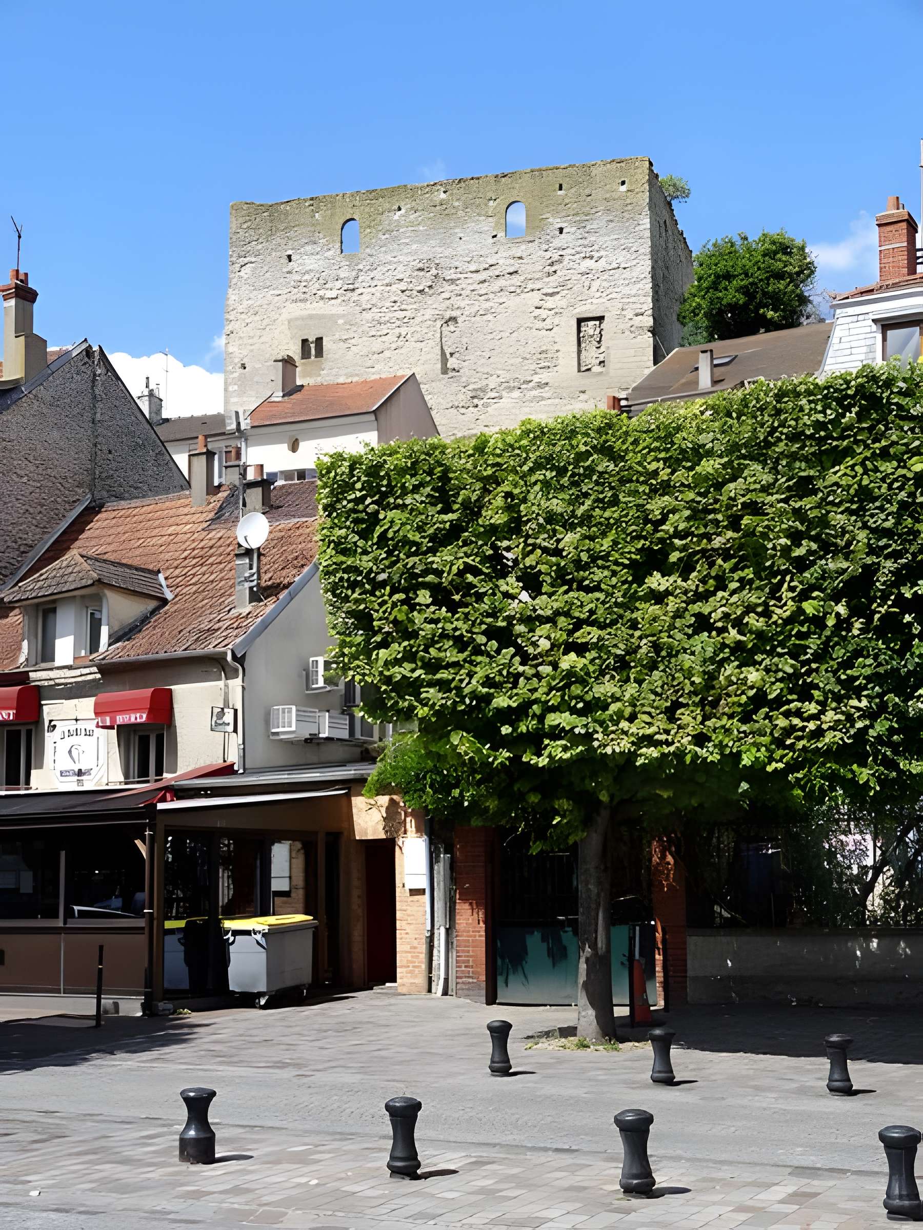 Tour Montjoie de Conflans-Sainte-Honorine