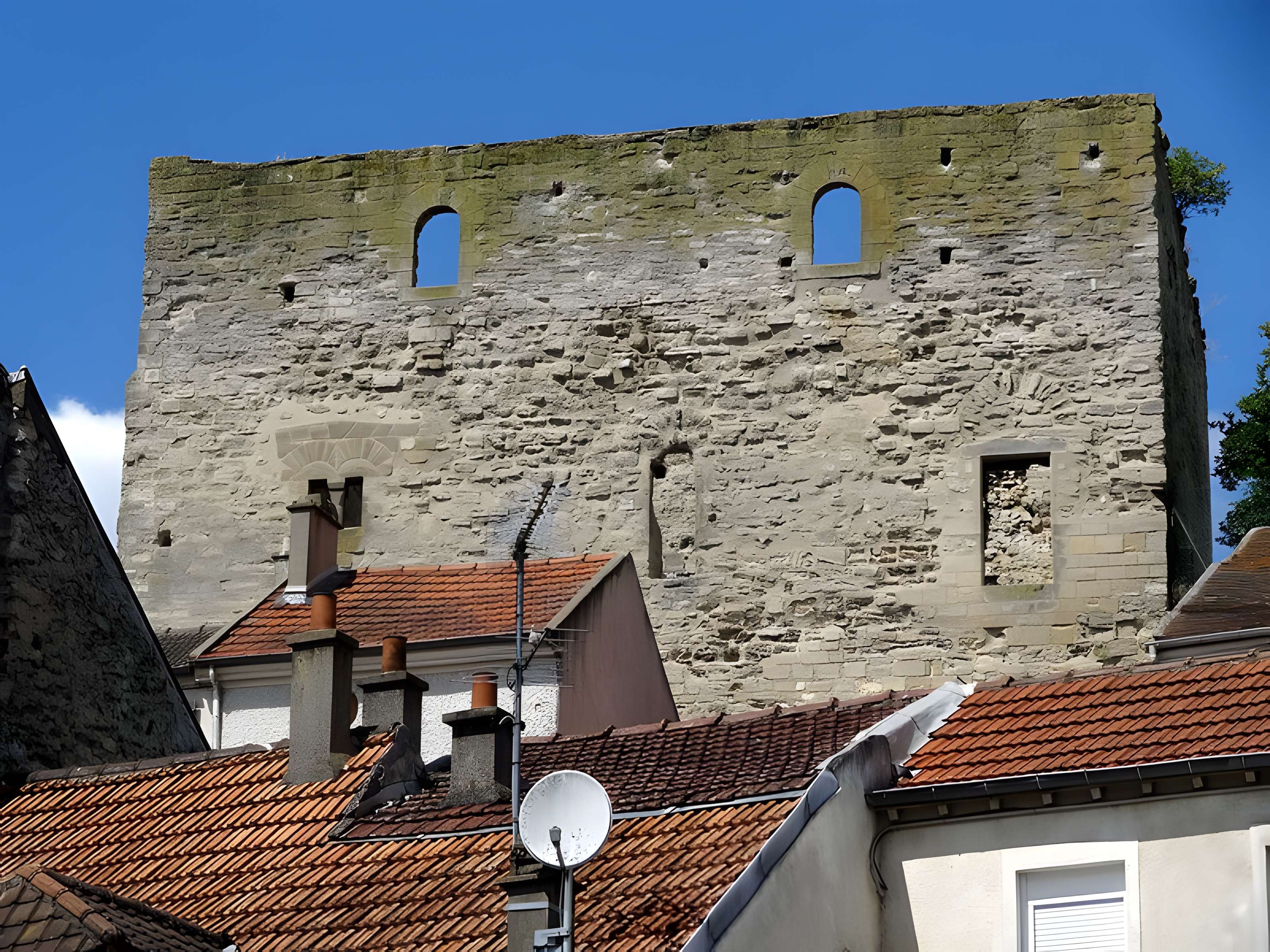 Tour Montjoie de Conflans-Sainte-Honorine