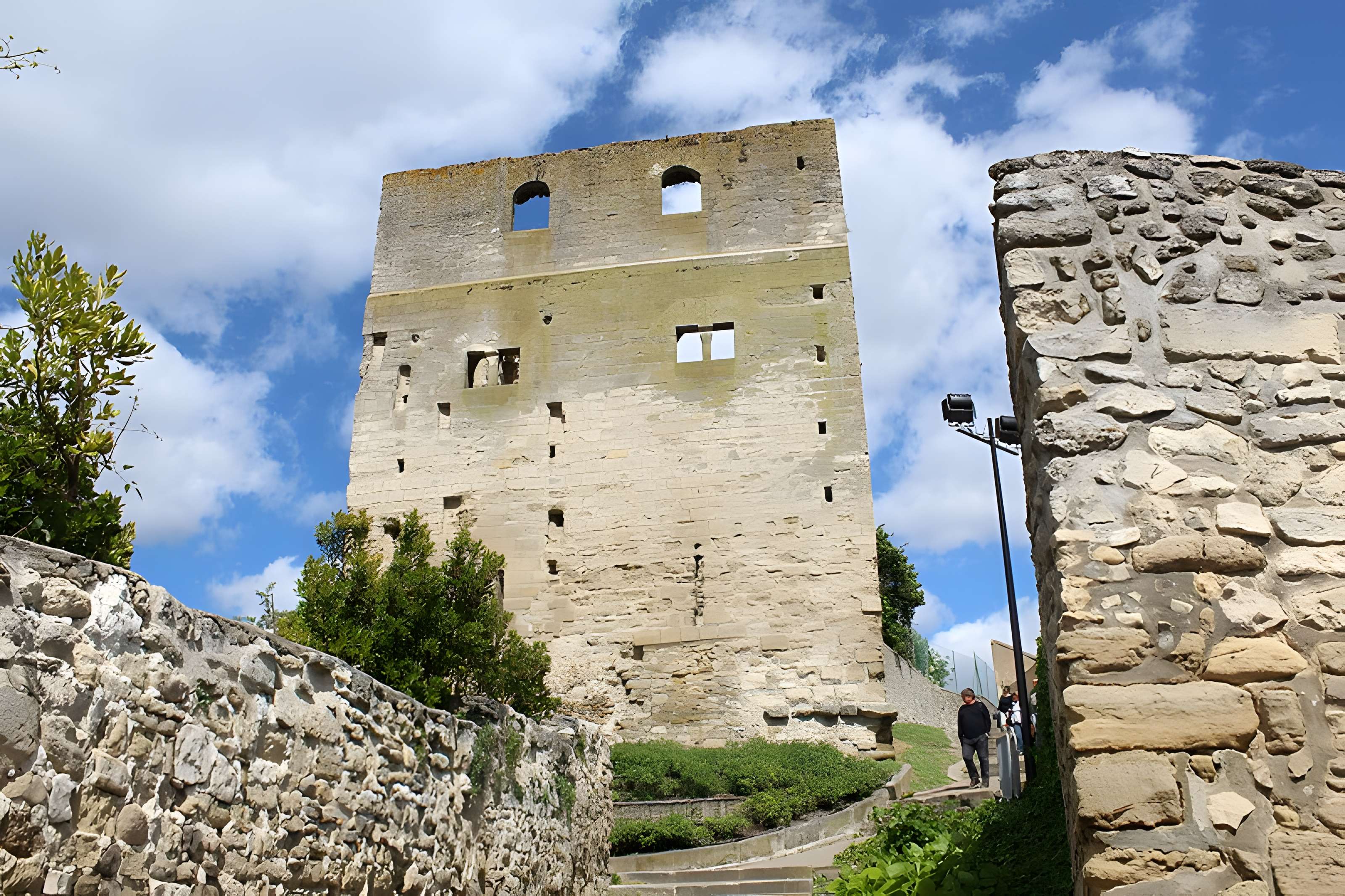 Tour Montjoie de Conflans-Sainte-Honorine