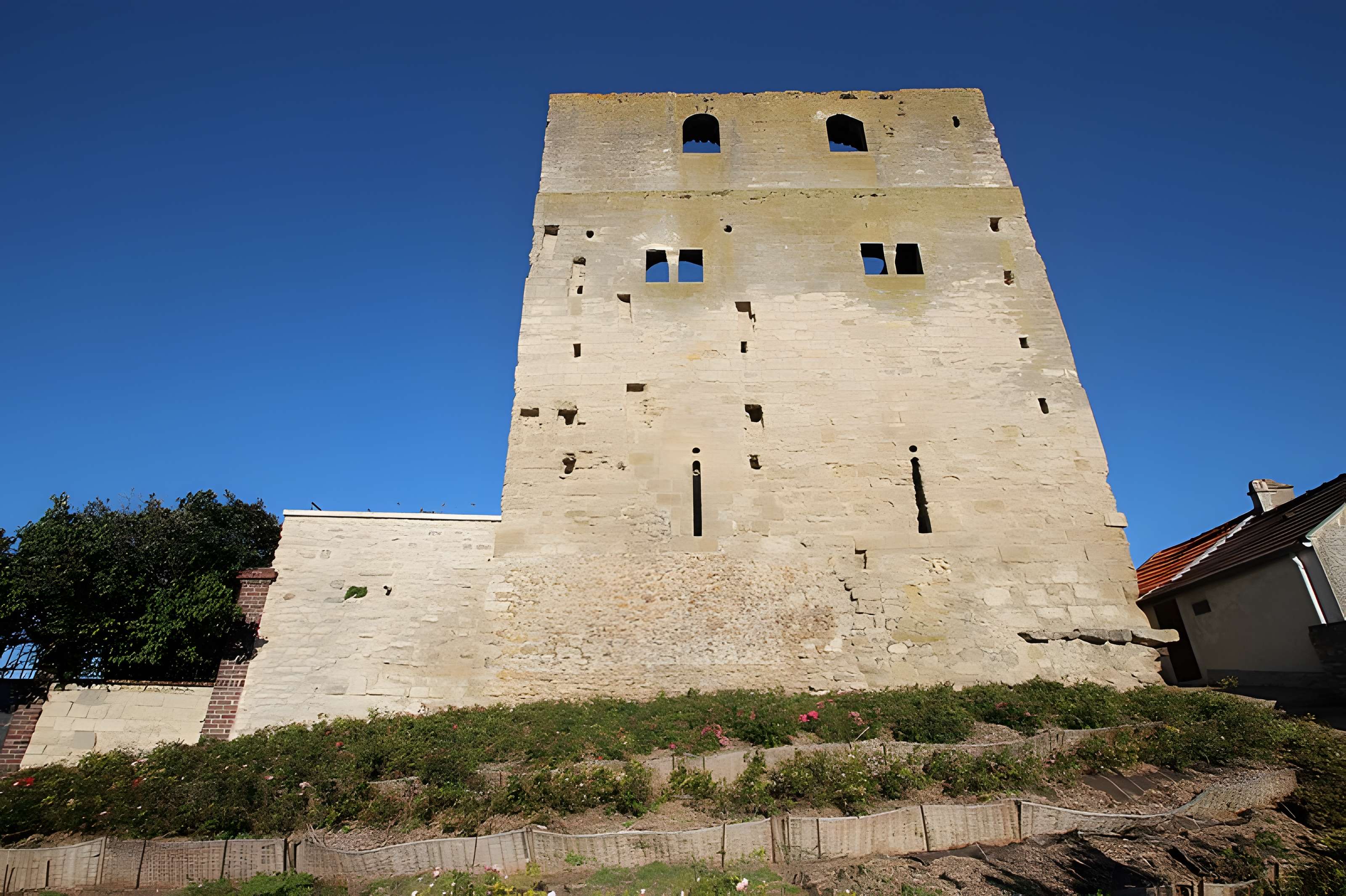 Tour Montjoie de Conflans-Sainte-Honorine