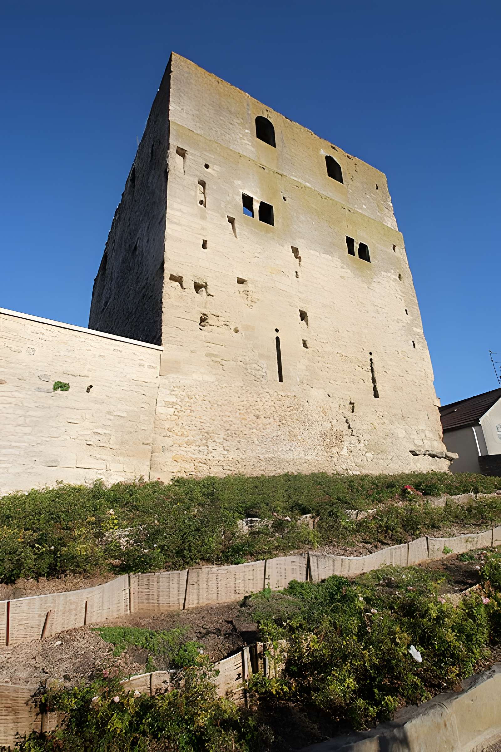 Tour Montjoie de Conflans-Sainte-Honorine