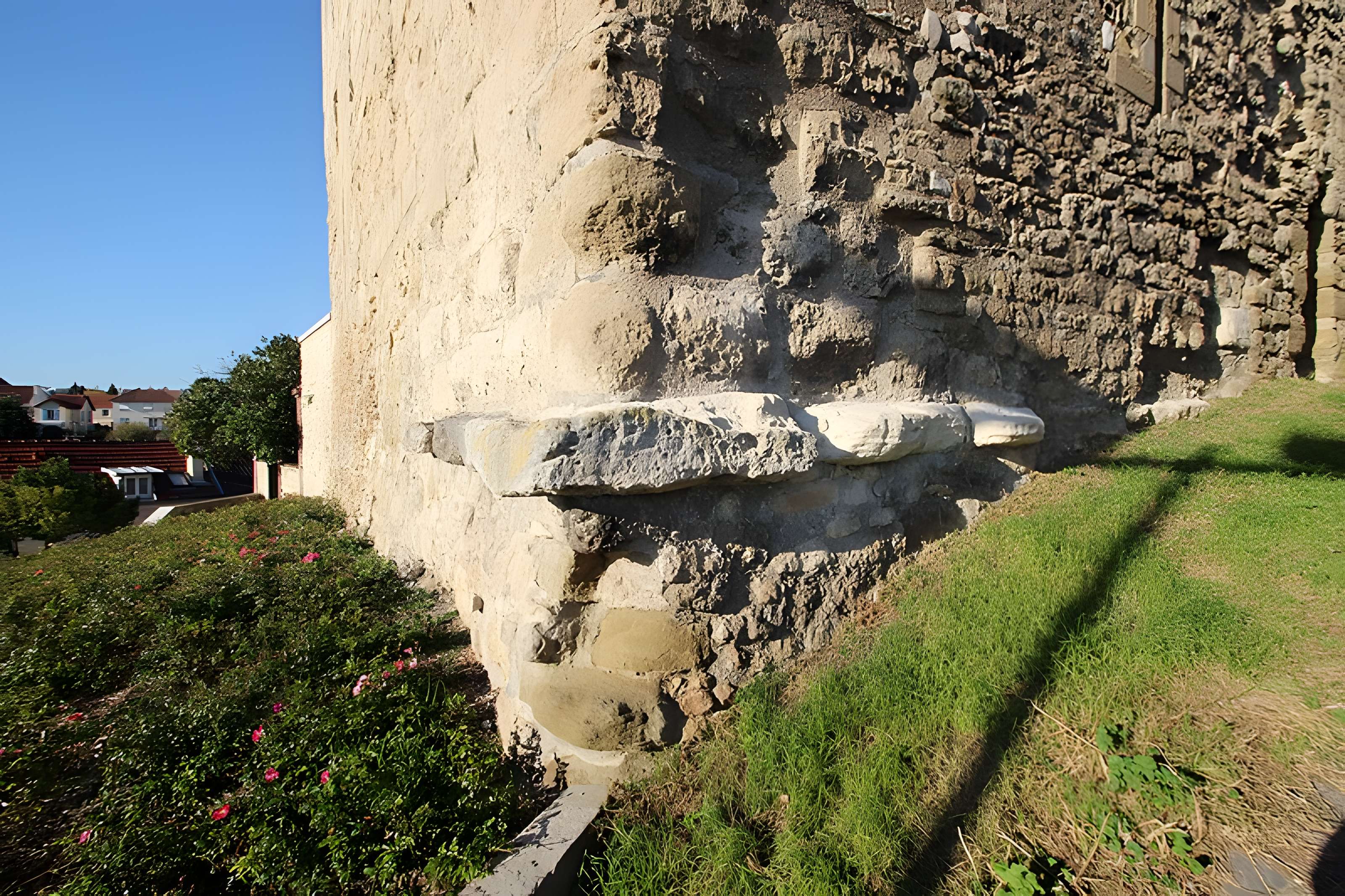 Tour Montjoie de Conflans-Sainte-Honorine