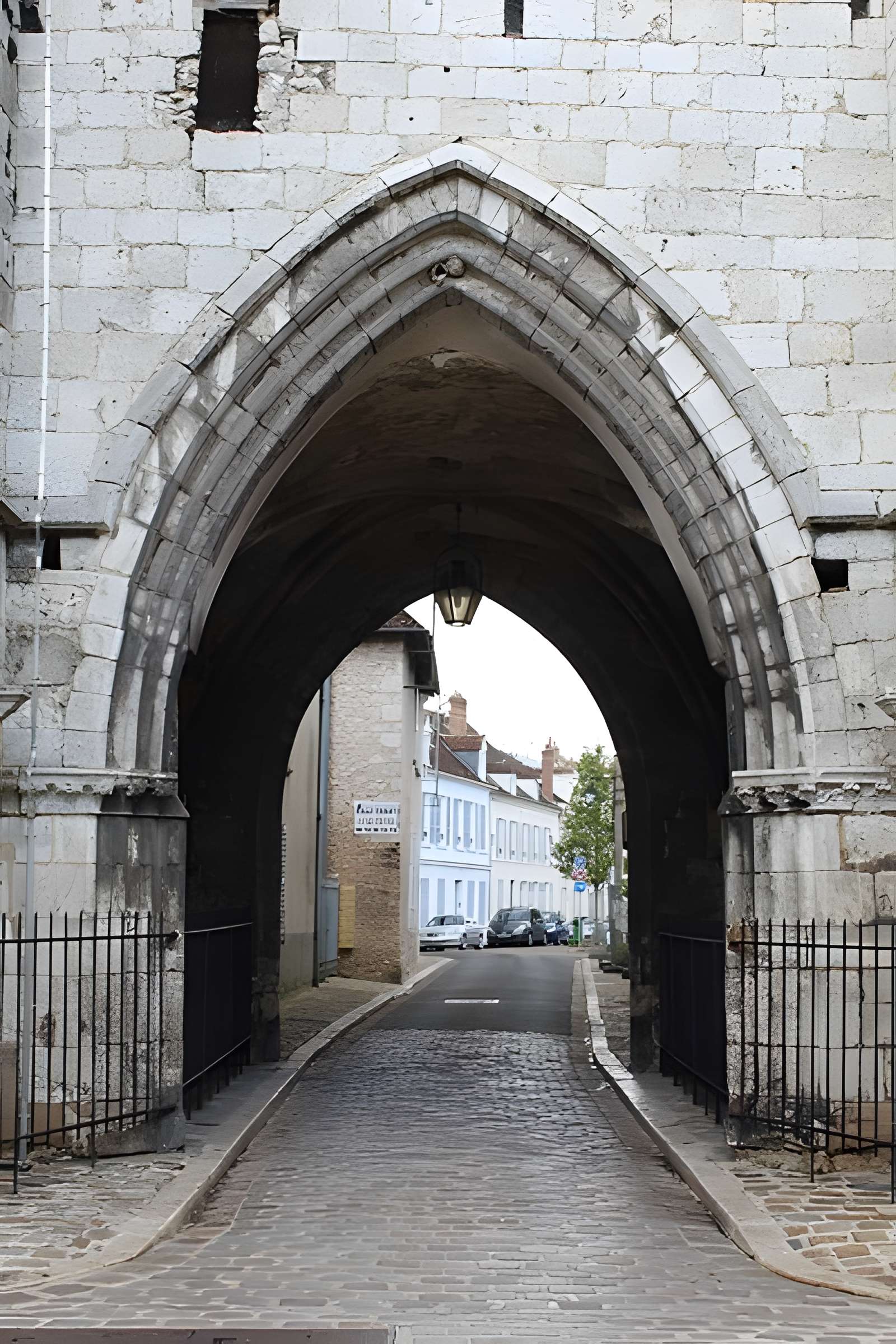 Tour Notre-Dame-du-Val de Provins
