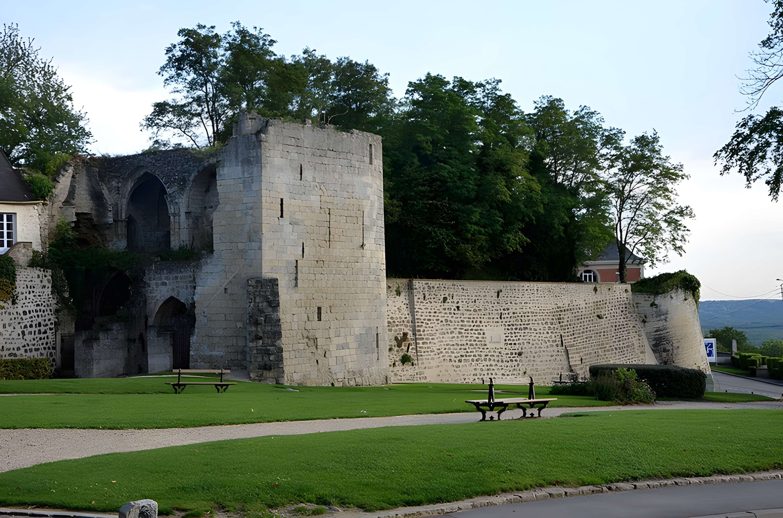 Tour Penchée de Laon