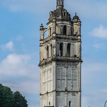 tour saint antoine de loches