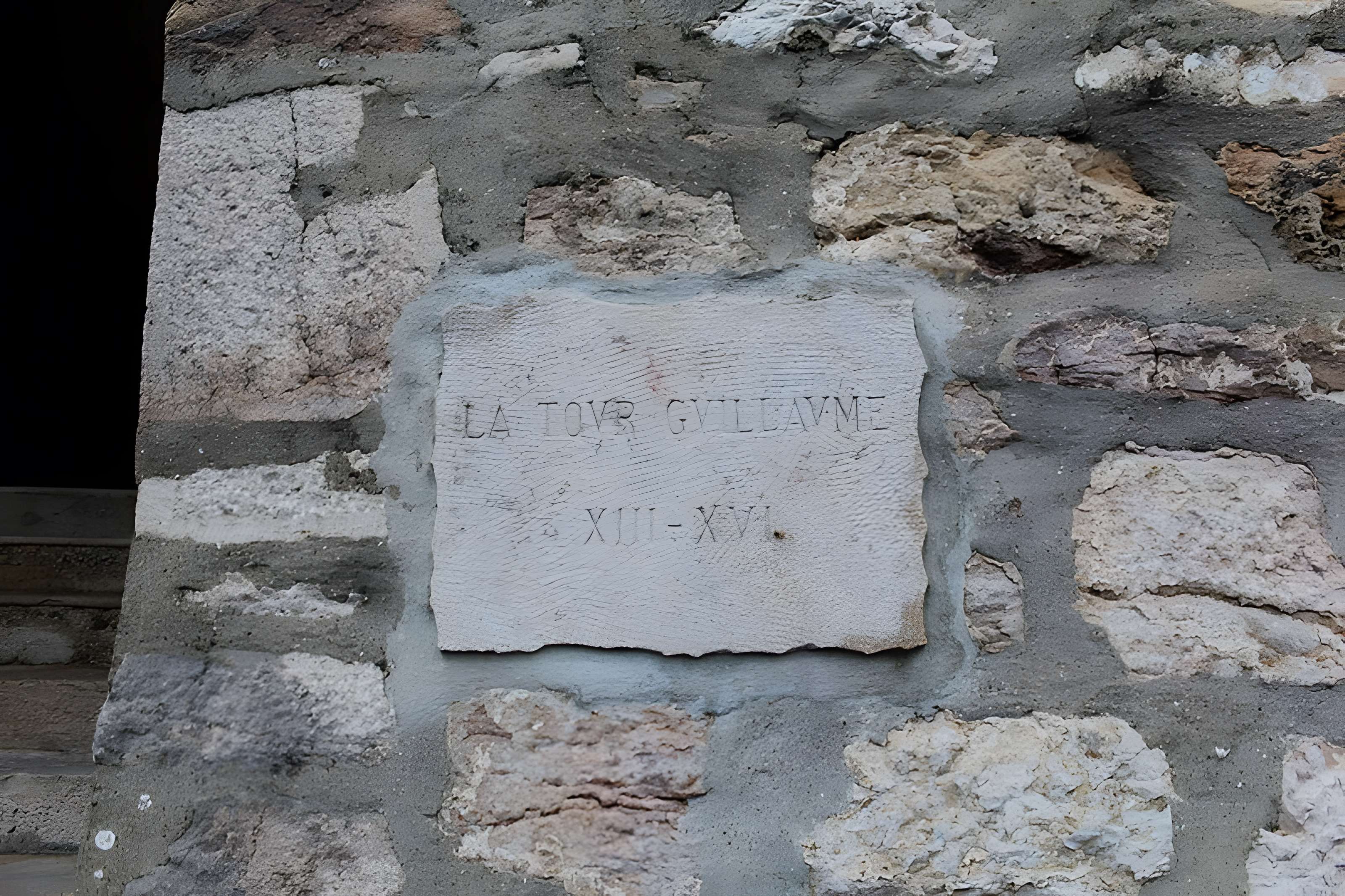 Tour Saint-Guillaume de Saint-Amour