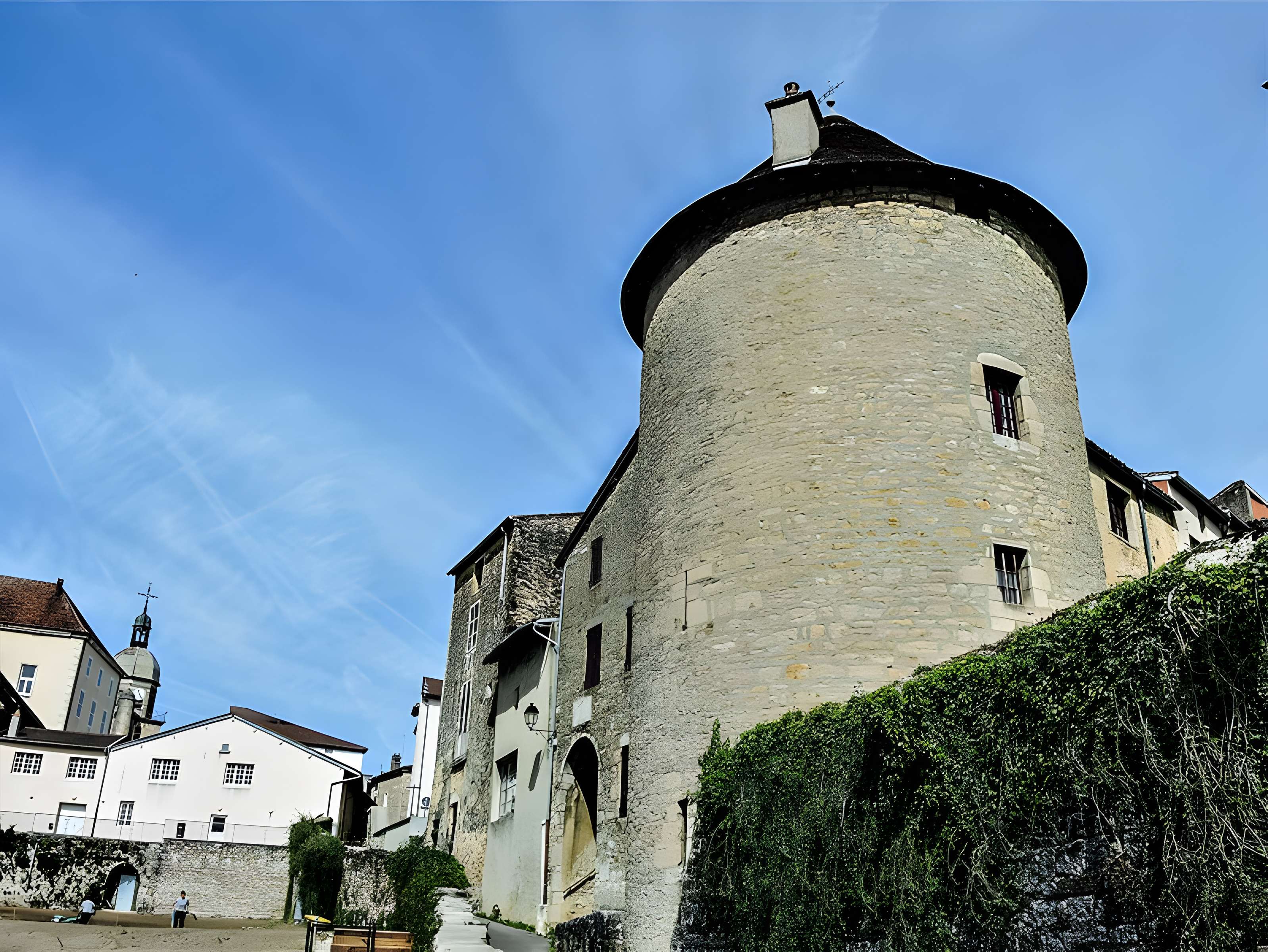 Tour Saint-Guillaume de Saint-Amour