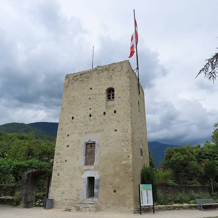 Photo de Tour sarrazine dAlbertville