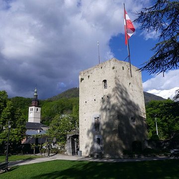 Tour sarrazine dAlbertville