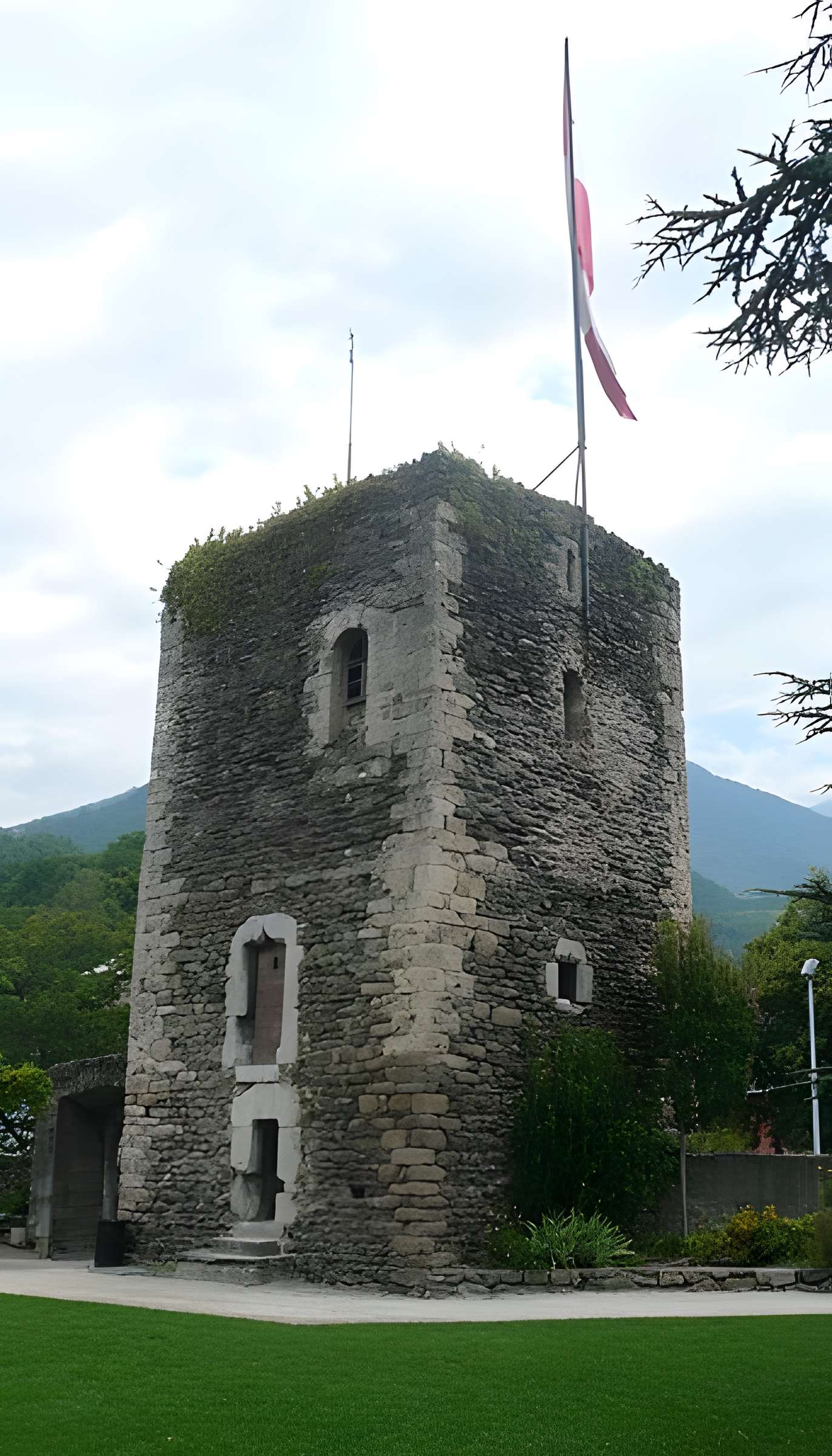 Tour sarrazine d'Albertville 