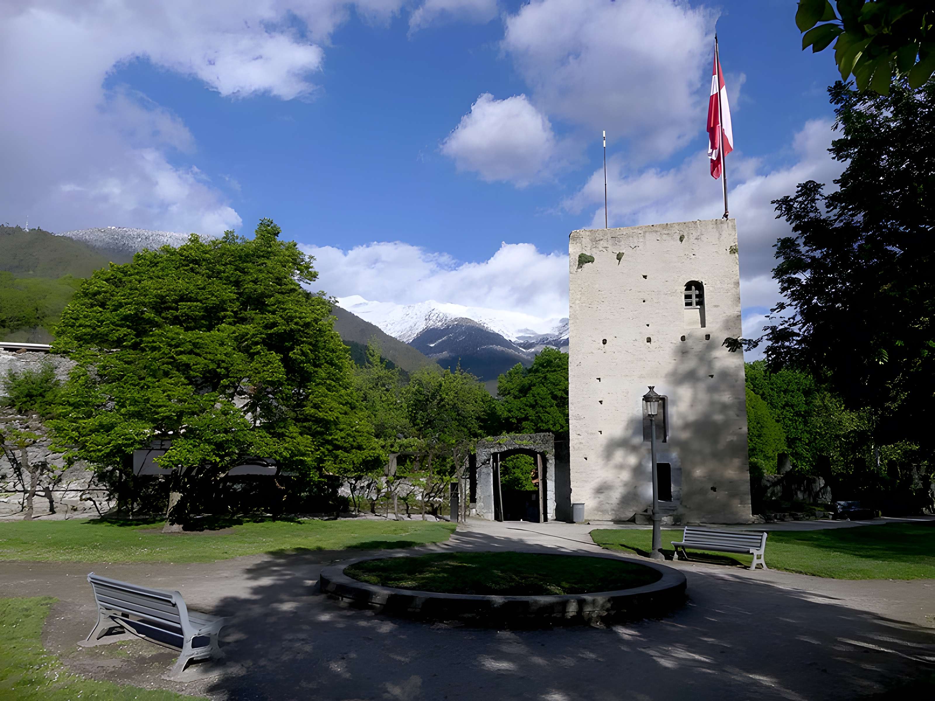 Tour sarrazine d'Albertville