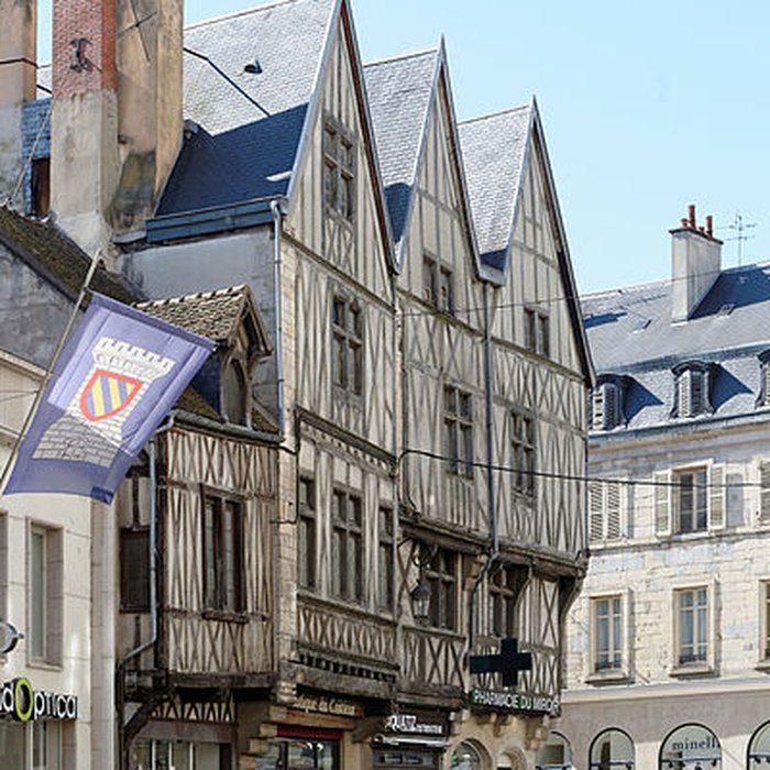 Photo de Maison aux Trois Visages à Dijon