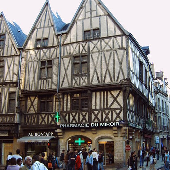 Photo de Maison aux Trois Visages à Dijon