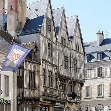 Maison aux Trois Visages à Dijon