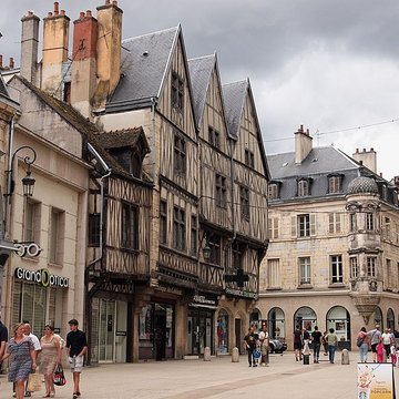 Maison aux Trois Visages à Dijon