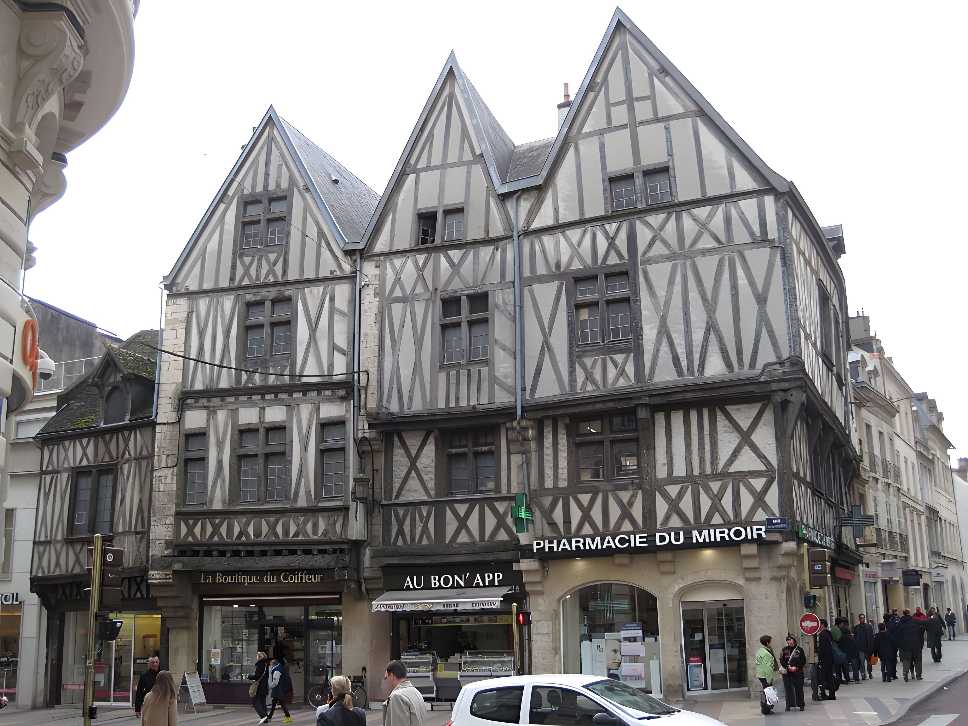 Maison aux Trois Visages à Dijon