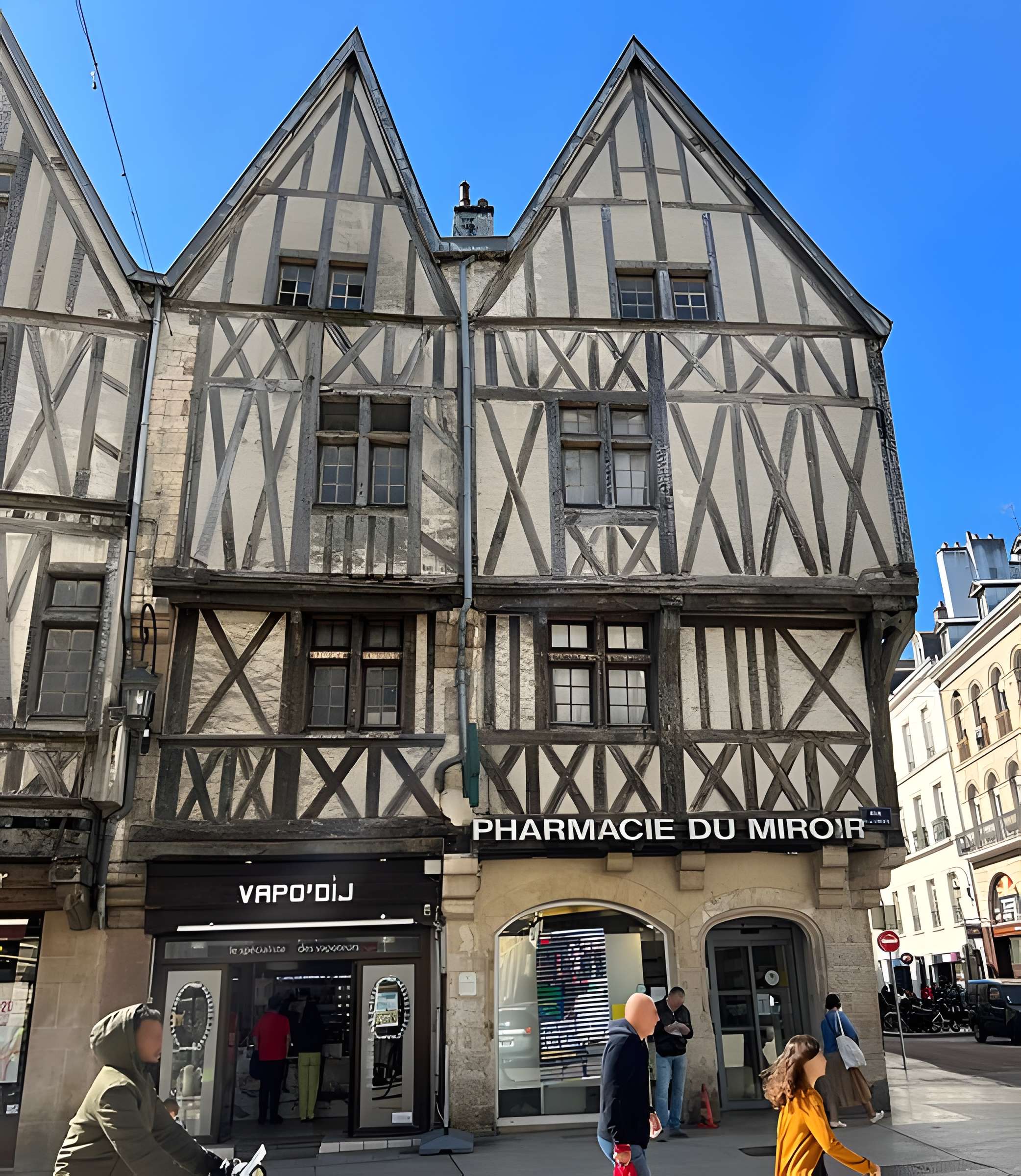 Maison aux Trois Visages à Dijon