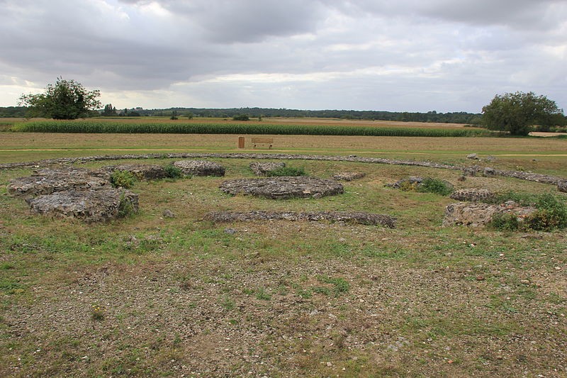 Photo de Site antique des Tours Mirandes à Vendeuvre-du-Poitou