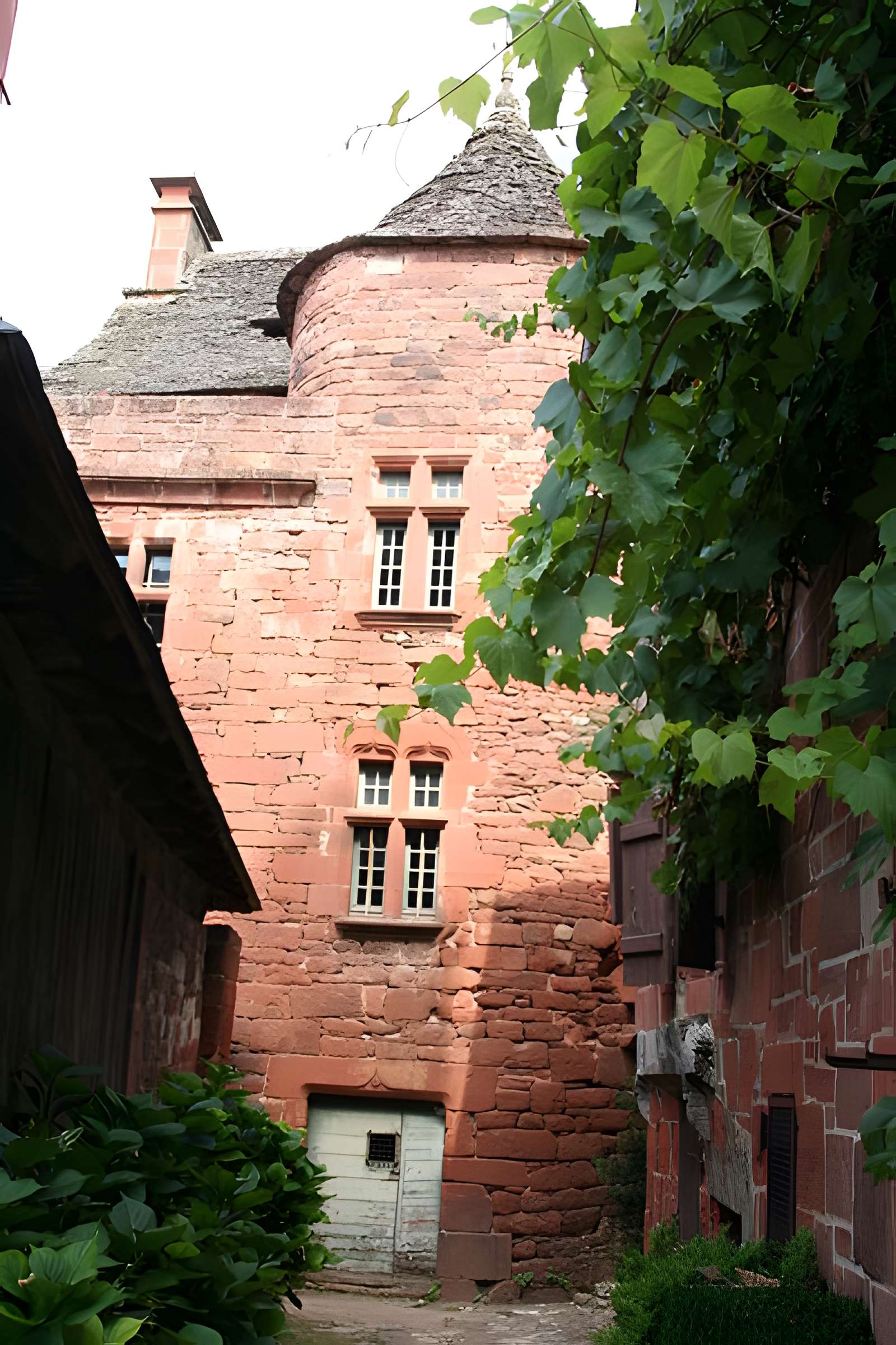 Tribunal de la Chatellerie à Collonges-la-Rouge
