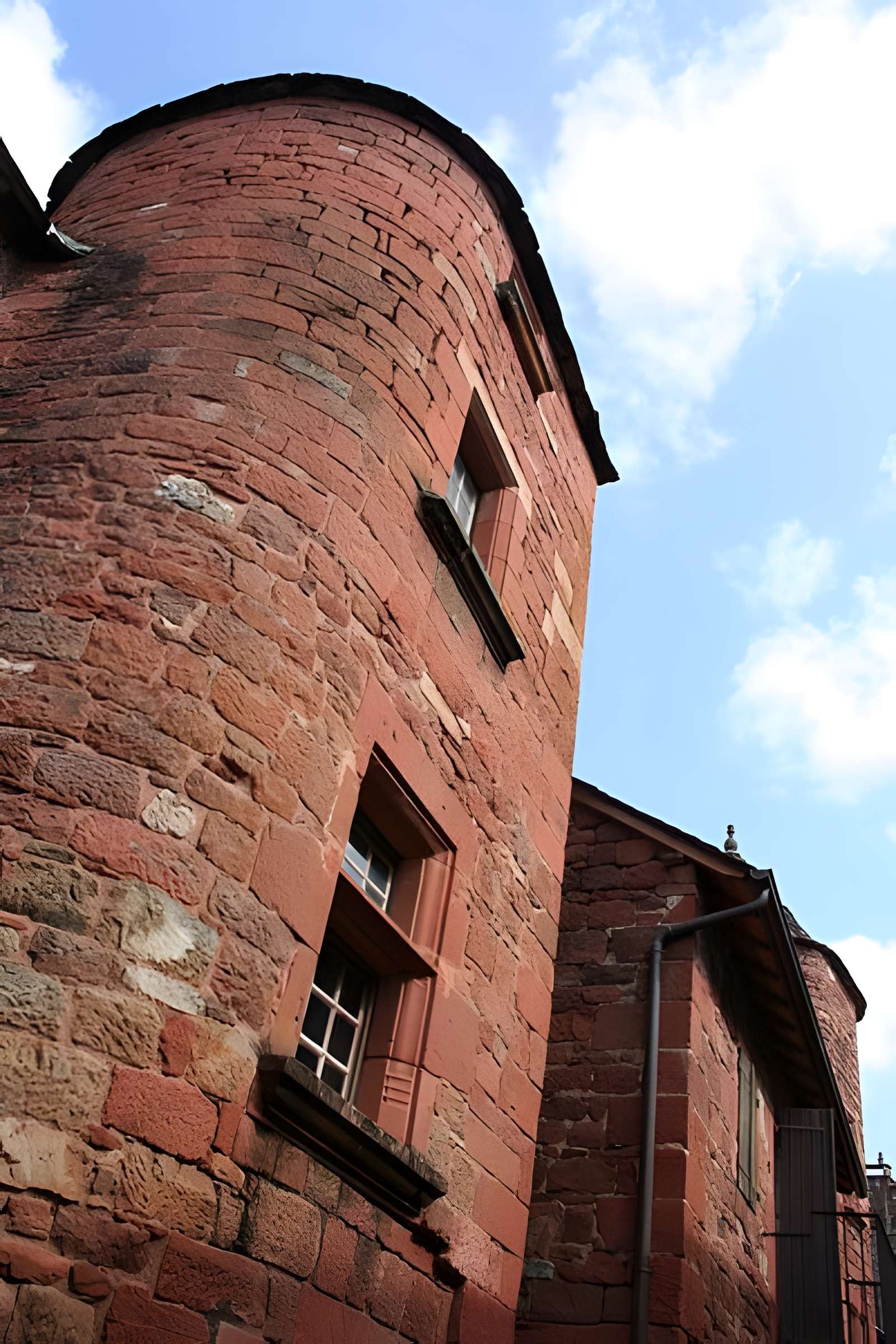 Tribunal de la Chatellerie à Collonges-la-Rouge 