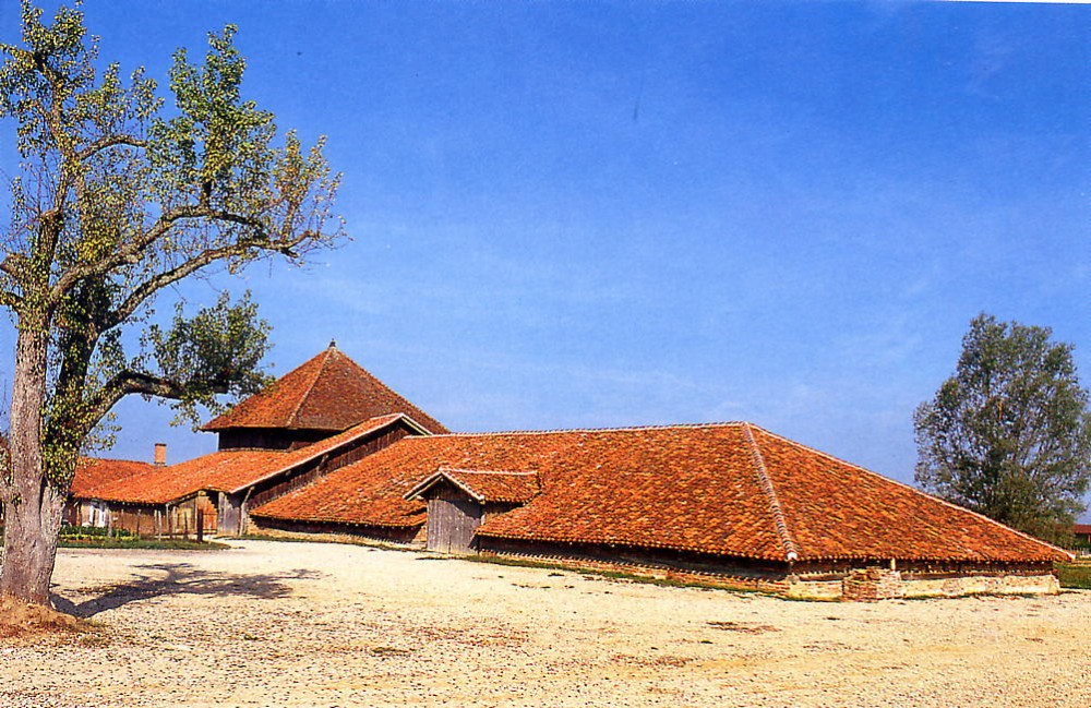 Photo de Tuilerie de Varennes-Saint-Sauveur