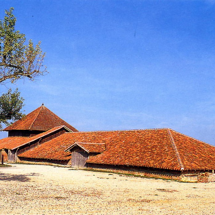 Photo de Tuilerie de Varennes-Saint-Sauveur