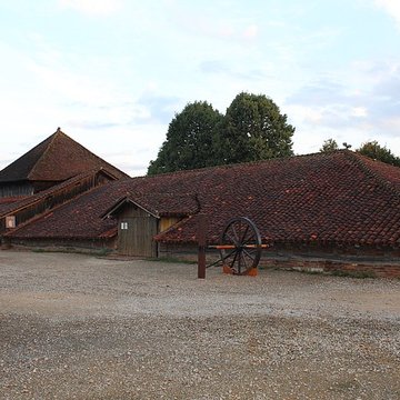 Tuilerie de Varennes-Saint-Sauveur